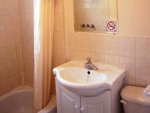 Eastcourt London Motel Екстериор снимка